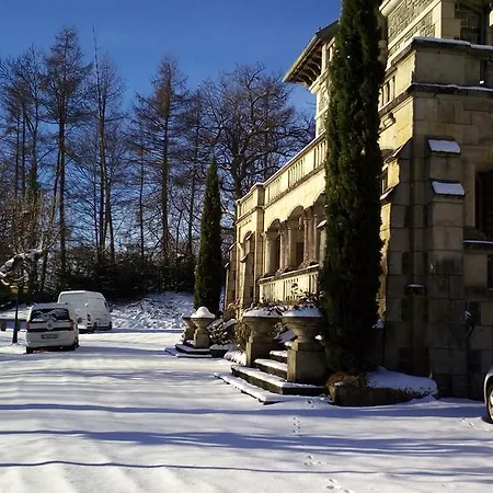 Le Terrondou Guest house *